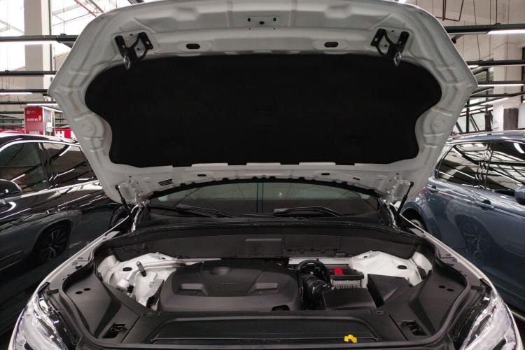 Used Volvo XC90 2020 Facelifted T6 Zhiyi Luxury 7-Seater Engine Bay