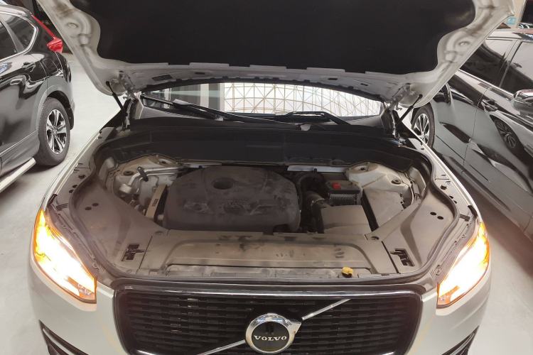 Used Volvo XC90 2020 T5 Smart Drive Luxury Edition 5 Seats Engine Bay
