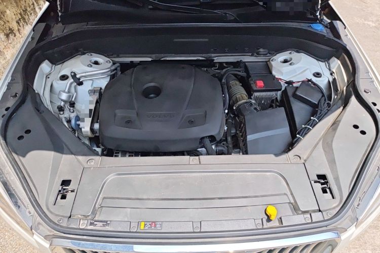Used Volvo XC90 2020 T6 Zhiyi Luxury 7-Seater Engine Bay