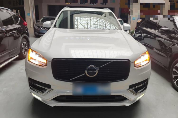Used Volvo XC90 2020 T5 Smart Drive Luxury Edition 5 Seats Front