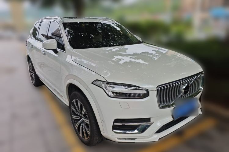 Used Volvo XC90 2020 T6 Zhiya Luxury 7-Seater Front Right 45 Deg