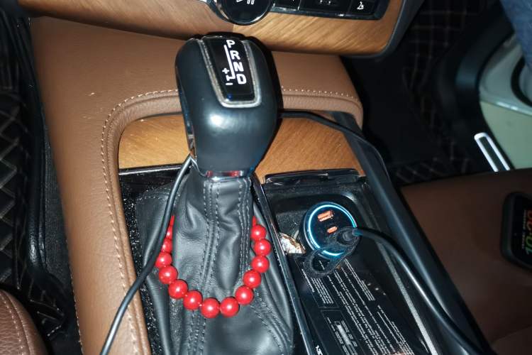 Used Volvo XC90 2020 T6 Zhiyi Luxury 7-Seater Gear Lever