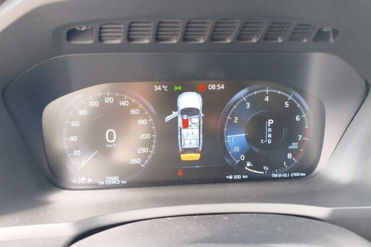 Used Volvo XC90 2020 T5 SmartDrive Luxury 7-Seater Instrument Cluster
