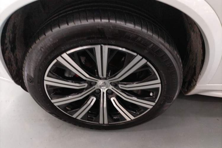 Used Volvo XC90 2020 Facelifted T6 Zhiyi Luxury 7-Seater Left Front Wheel Hub