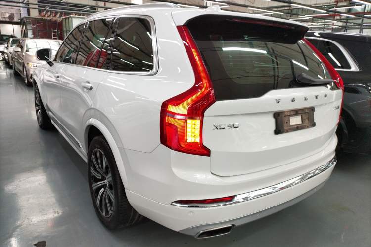 Used Volvo XC90 2020 Facelifted T6 Zhiyi Luxury 7-Seater Rear Left 45 Deg
