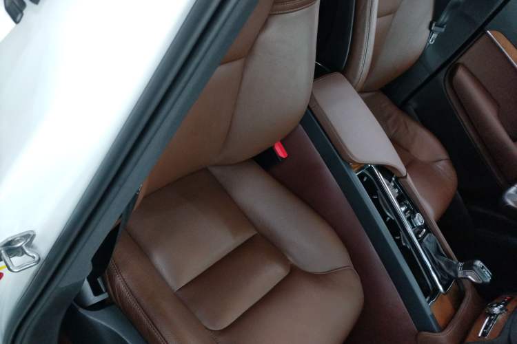 Used Volvo XC90 2020 Facelifted T6 Zhiyi Luxury 7-Seater Right Front Seat