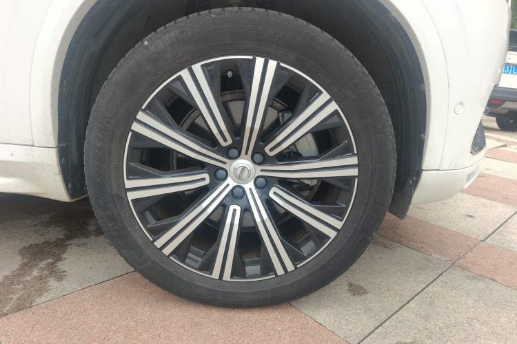 Used Volvo XC90 2020 Facelifted T6 Zhiya Luxury 7-Seater Right Front Wheel Hub