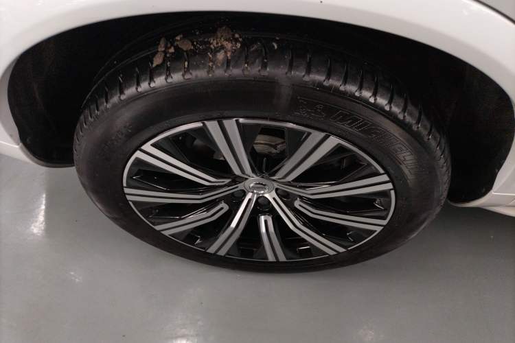 Used Volvo XC90 2020 Facelifted T6 Zhiyi Luxury 7-Seater Right Rear Wheel Hub