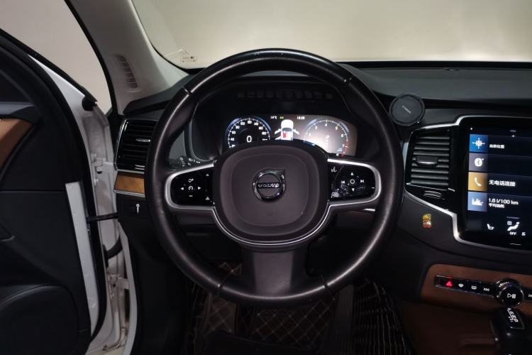 Used Volvo XC90 2020 T6 Zhiyi Luxury 7-Seater Steering Wheel