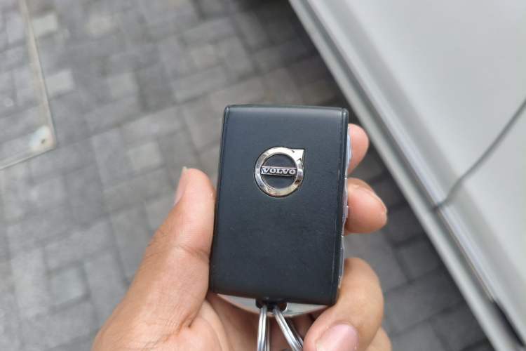 Used Volvo XC90 2020 T5 SmartDrive Luxury 7-Seater Vehicle Key