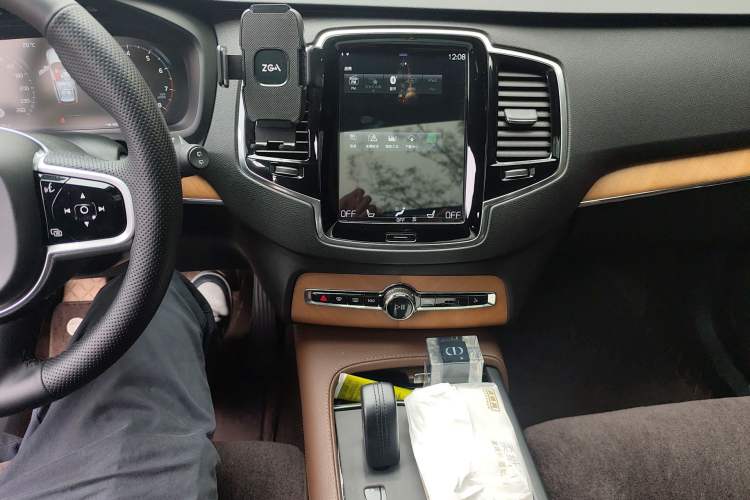 Used Volvo XC90 2021 B6 Zhiyi Luxury Edition 7-Seater Audio And AC Panel
