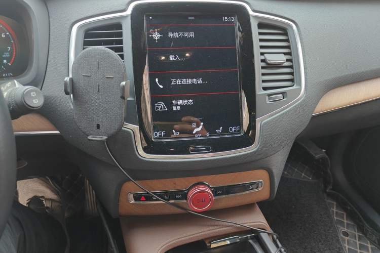 Used Volvo XC90 2021 B5 SmartDrive Luxury Edition 5-seater Audio And AC Panel