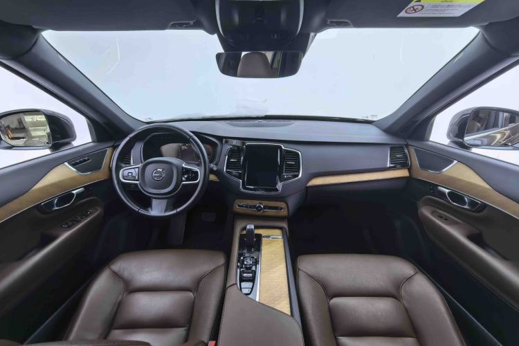 Used Volvo XC90 2021 B6 Zhiyi Luxury Edition 7-Seater Audio And AC Panel