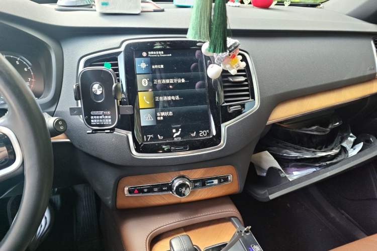 Used Volvo XC90 2021 B6 Zhiyi Luxury Edition 7-Seater Audio And AC Panel