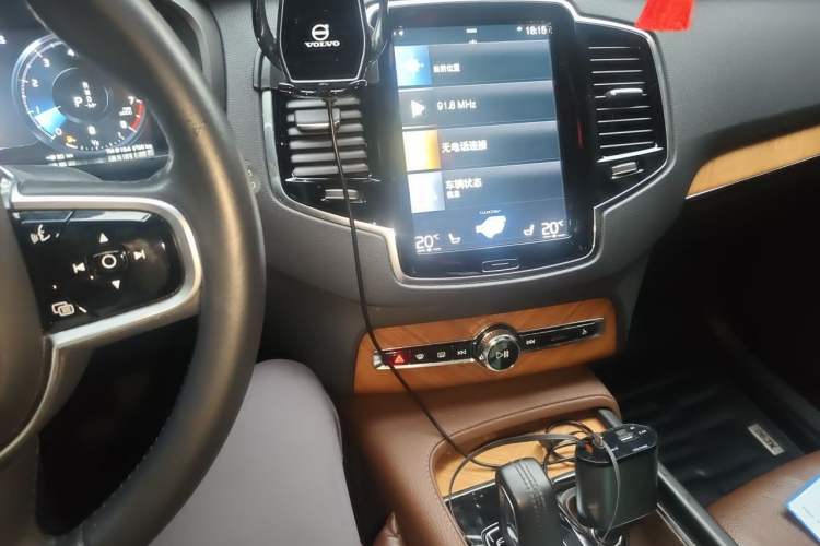 Used Volvo XC90 2021 B6 Zhiyi Luxury Edition 7-Seater Audio And AC Panel