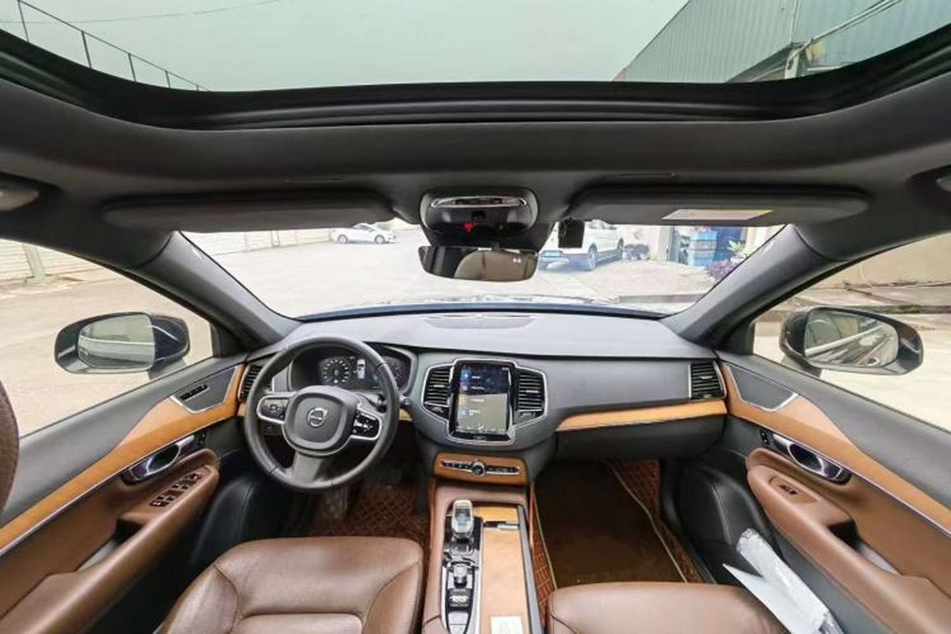 Used Volvo XC90 2021 B6 Zhiyi Luxury Edition 7-Seater Center Console