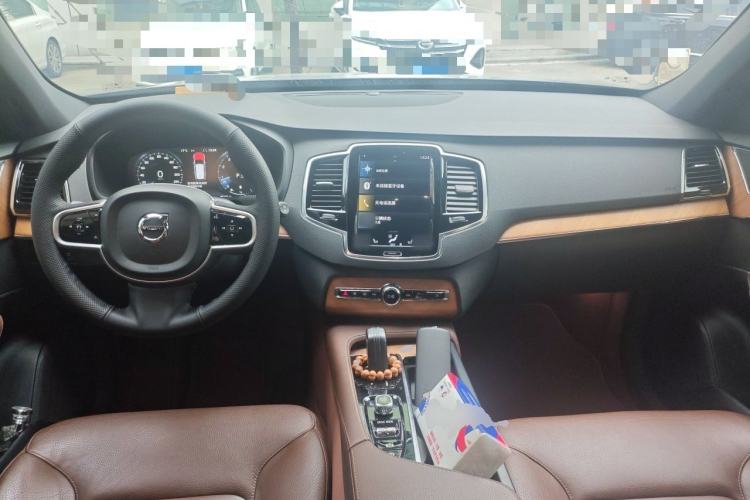 Used Volvo XC90 2021 B6 Zhiyi Luxury Edition 7-Seater Center Console