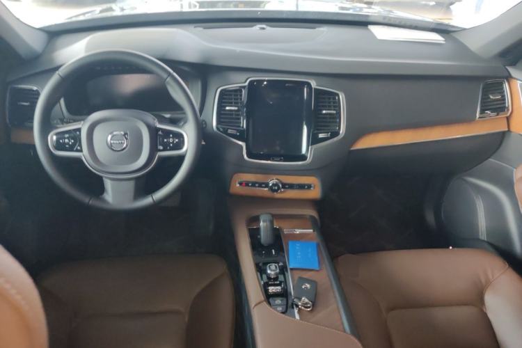Used Volvo XC90 2021 B6 Zhiyi Luxury Edition 7-Seater Center Console
