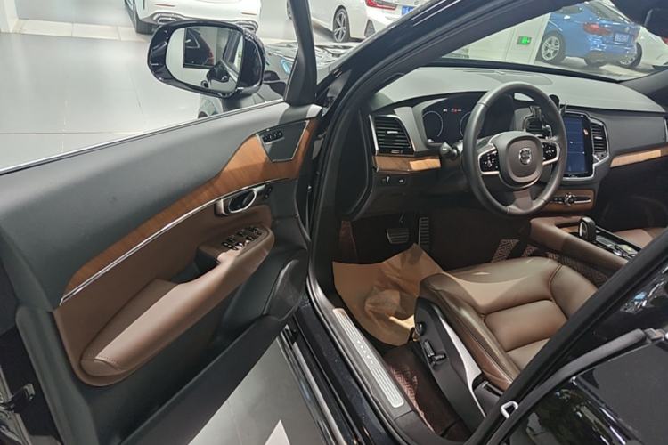 Used Volvo XC90 2021 B6 Zhiyi Luxury Edition 7-Seater Driver Seat
