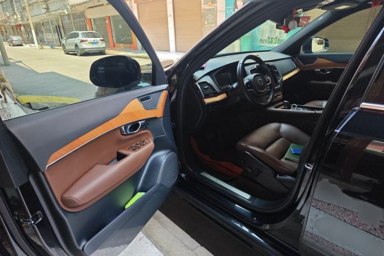 Used Volvo XC90 2021 B6 Zhiyi Luxury Edition 7-Seater Driver Seat