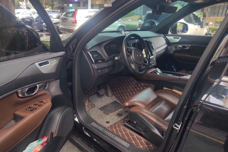 Used Volvo XC90 2021 B6 Luxury Smart Edition 7-Seater Driver Seat