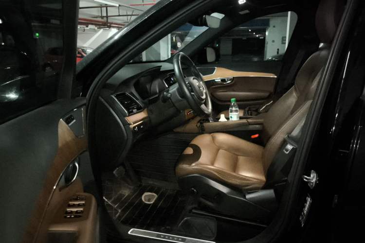 Used Volvo XC90 2021 B6 Zhiyi Luxury Edition 7-Seater Driver Seat