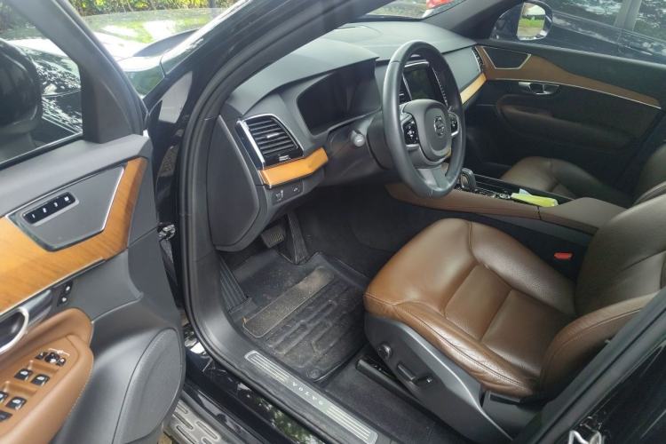 Used Volvo XC90 2021 B6 Zhiyi Luxury Edition 7-Seater Driver Seat