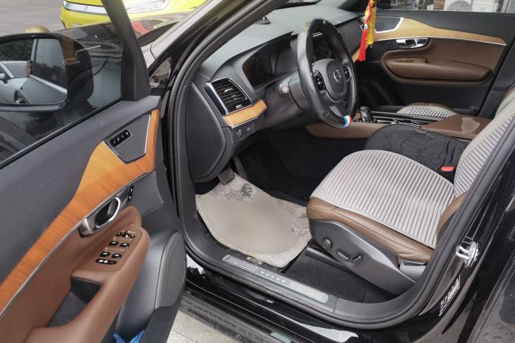 Used Volvo XC90 2021 B6 Zhiyi Luxury Edition 7-Seater Driver Seat