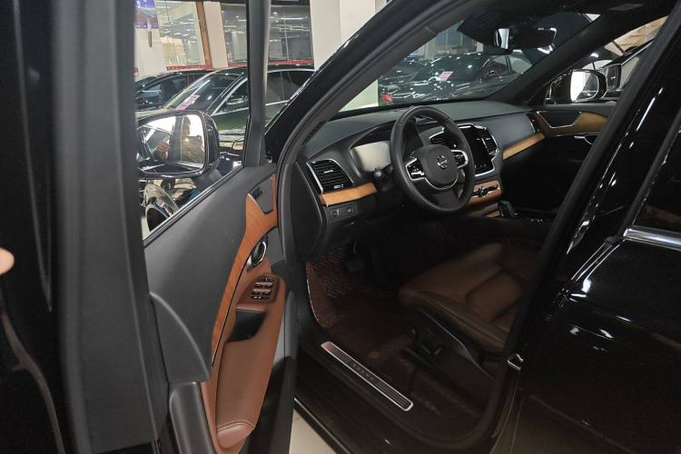 Used Volvo XC90 2021 B6 Zhiyi Luxury Edition 7-Seater Driver Seat