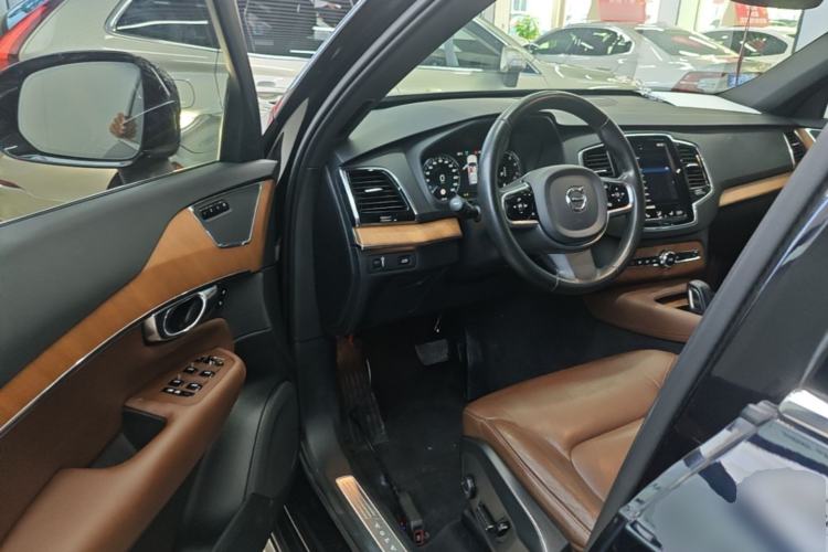 Used Volvo XC90 2021 B6 Zhiyi Luxury Edition 7-Seater Driver Seat