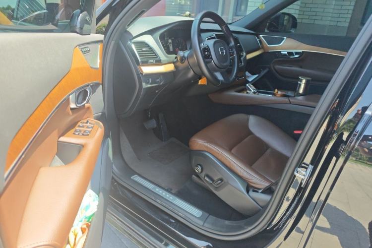 Used Volvo XC90 2021 B6 Zhiyi Luxury Edition 7-Seater Driver Seat