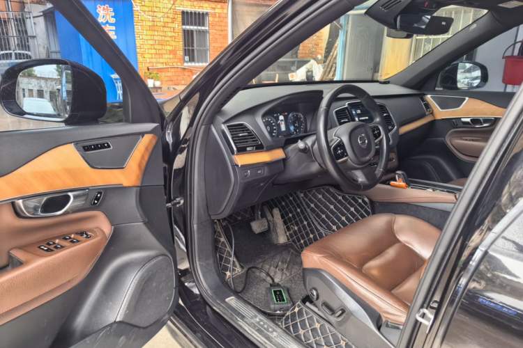 Used Volvo XC90 2021 B6 Zhiyi Luxury Edition 7-Seater Driver Seat