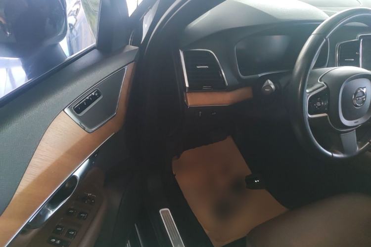 Used Volvo XC90 2021 B6 Zhiyi Luxury Edition 7-Seater Driver Seat