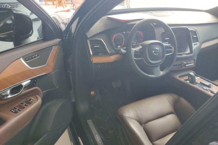 Used Volvo XC90 2021 B6 Zhiyi Luxury Edition 7-Seater Driver Seat
