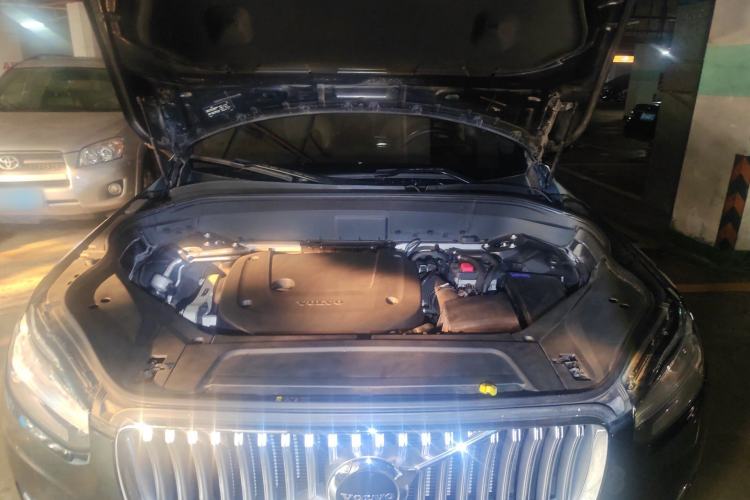 Used Volvo XC90 2021 B6 Luxury Smart Edition 7-Seater Engine Bay