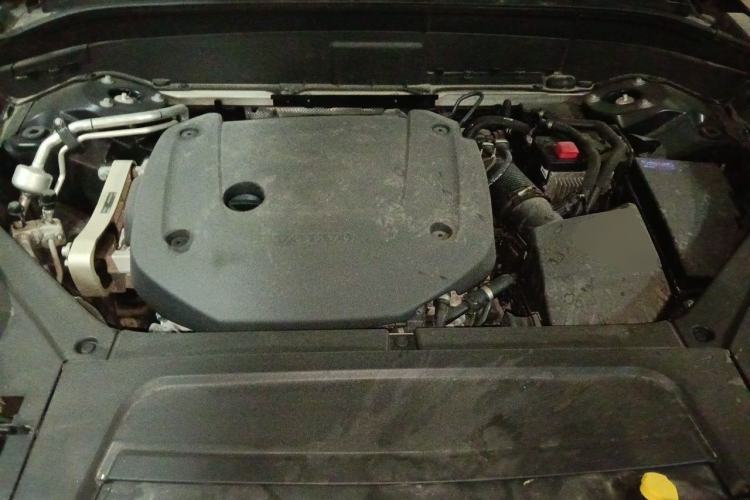 Used Volvo XC90 2021 B6 Luxury Smart Edition 7-Seater Engine Bay