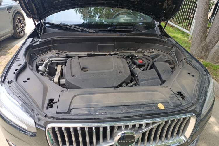 Used Volvo XC90 2021 B6 Zhiyi Luxury Edition 7-Seater Engine Bay