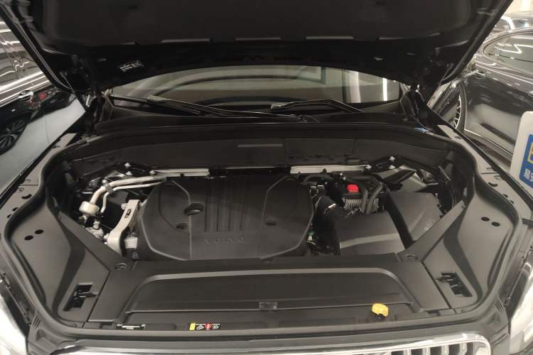 Used Volvo XC90 2021 B5 SmartDrive Luxury Edition 7 Seats Engine Bay