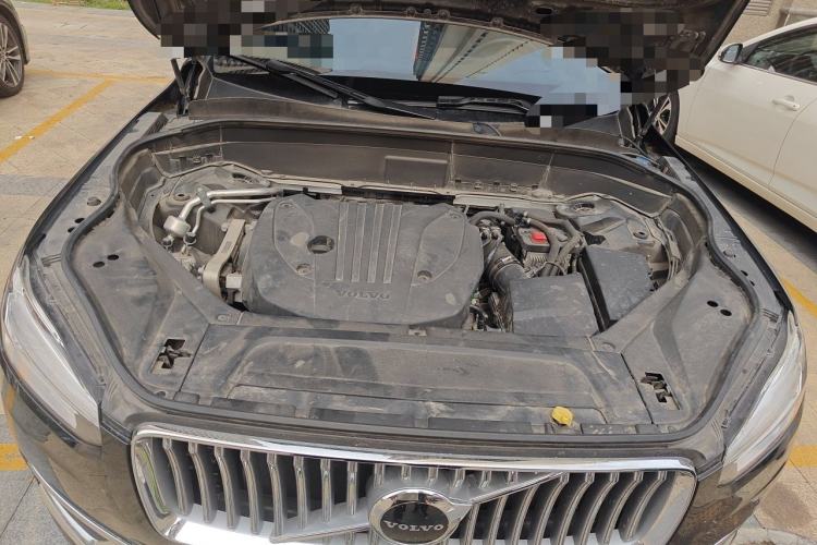 Used Volvo XC90 2021 B5 SmartDrive Luxury Edition 5-seater Engine Bay