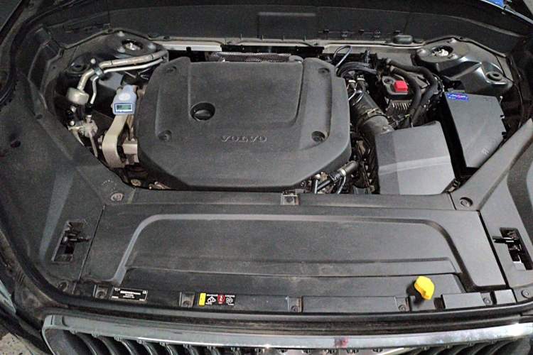Used Volvo XC90 2021 B6 Luxury Smart Edition 7-Seater Engine Bay