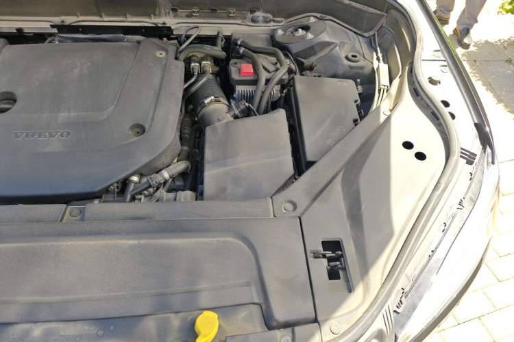 Used Volvo XC90 2021 B6 Luxury Smart Edition 7-Seater Engine Bay Left