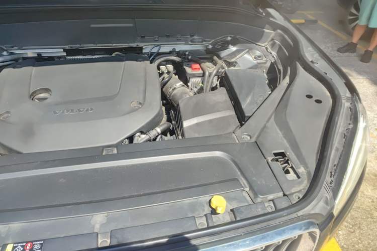 Used Volvo XC90 2021 B6 Zhiyi Luxury Edition 7-Seater Engine Bay Left
