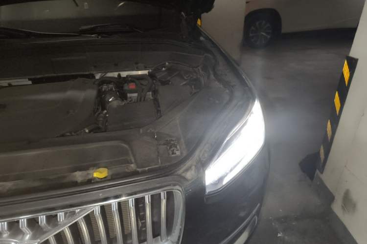 Used Volvo XC90 2021 B6 Zhiyi Luxury Edition 7-Seater Engine Bay Left