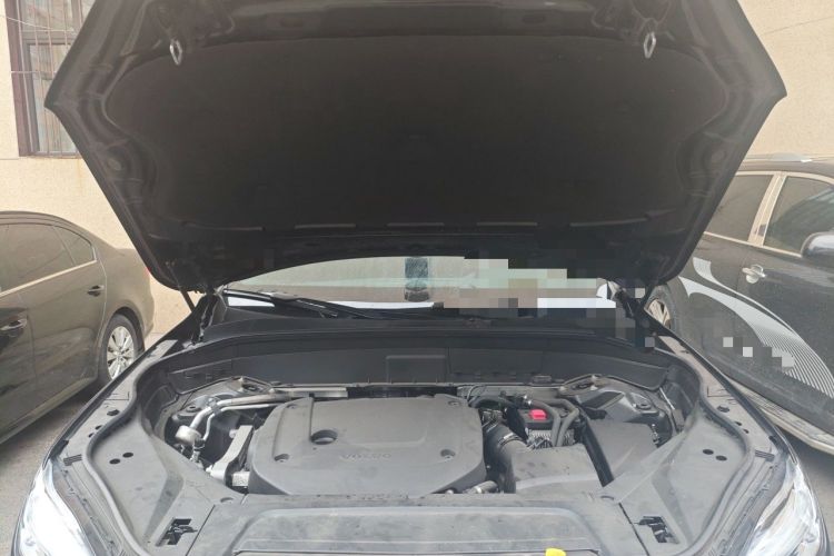 Used Volvo XC90 2021 B6 Zhiyi Luxury Edition 7-Seater Engine Bay