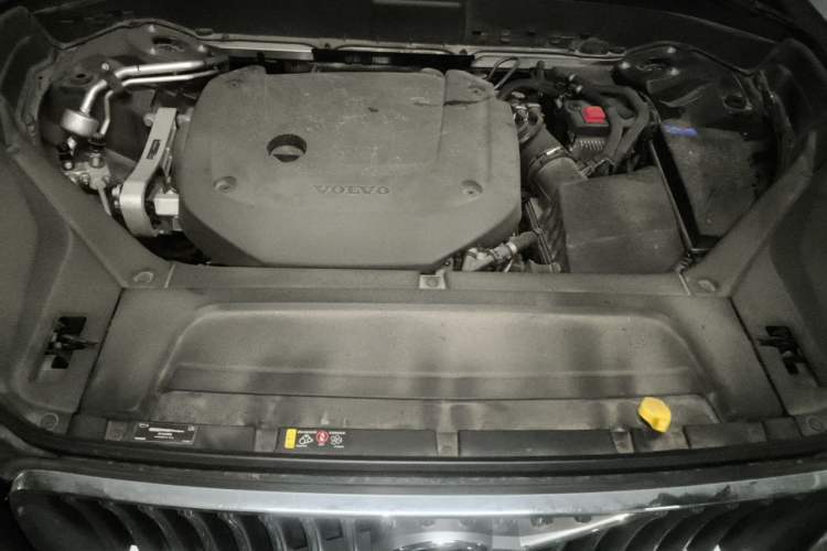 Used Volvo XC90 2021 B6 Zhiyi Luxury Edition 7-Seater Engine Bay