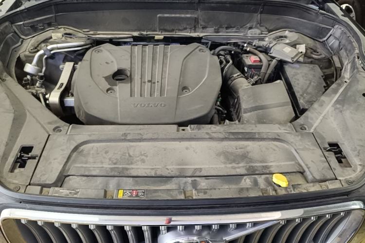 Used Volvo XC90 2021 B5 SmartDrive Luxury Edition 5-seater Engine Bay