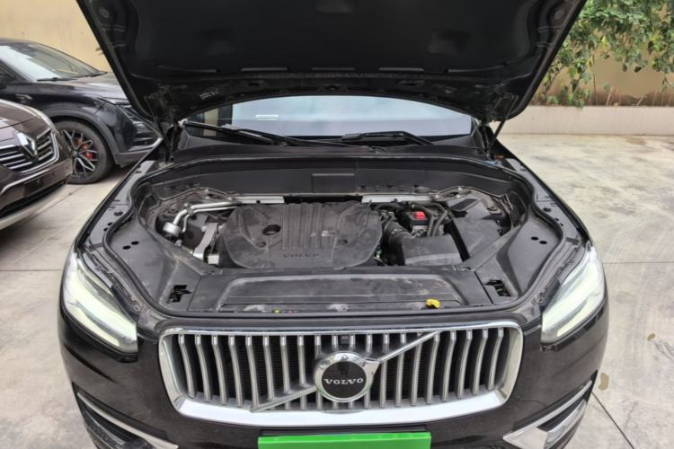 Used Volvo XC90 2021 B5 SmartDrive Luxury Edition 7 Seats Engine Bay
