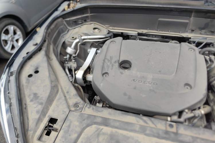 Used Volvo XC90 2021 B6 Luxury Smart Edition 7-Seater Engine Bay Right