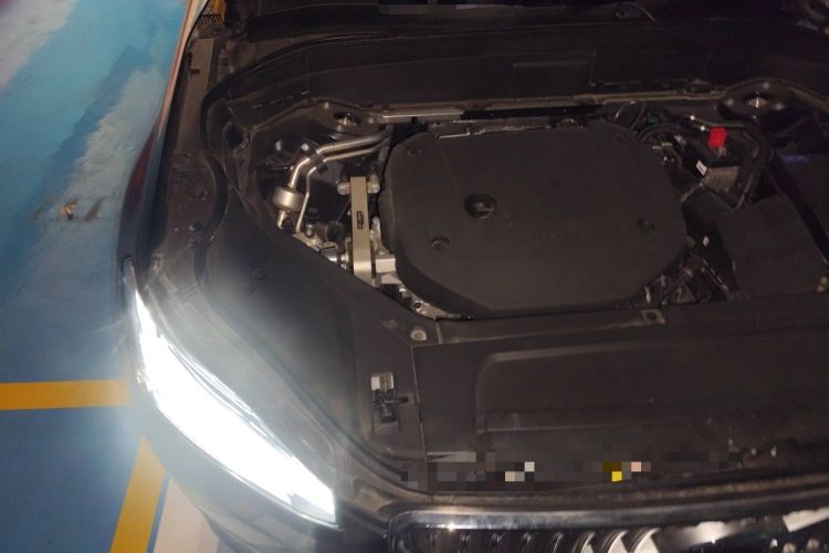 Used Volvo XC90 2021 B6 Luxury Smart Edition 7-Seater Engine Bay Right