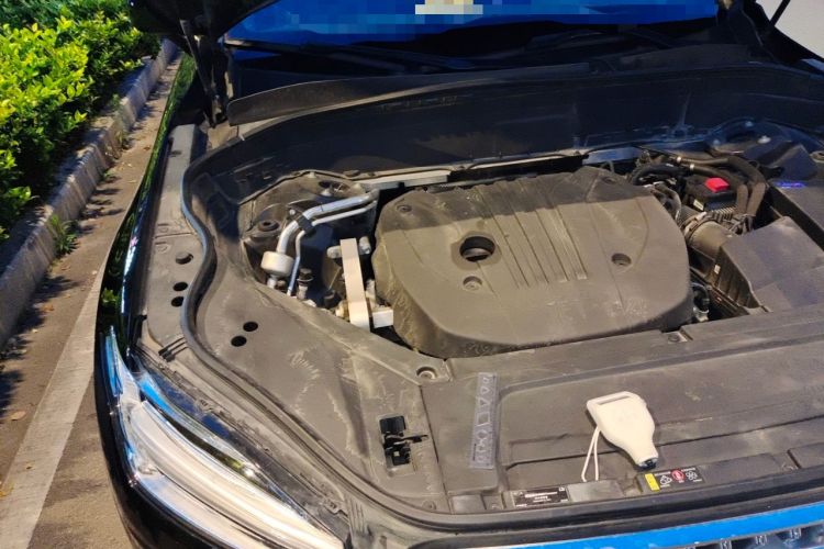 Used Volvo XC90 2021 B5 SmartDrive Luxury Edition 5-seater Engine Bay Right
